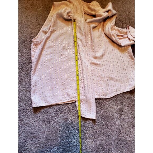 Anne Klein XL Pink Top With Gold Stripe & Bow V Neck. Great Alone Or Layered - Picture 6 of 7